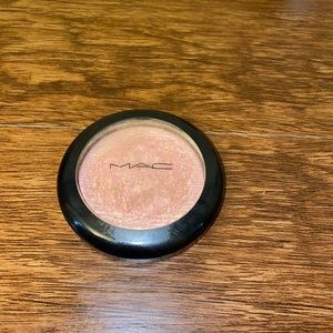 Extra Dimension Skinfinish